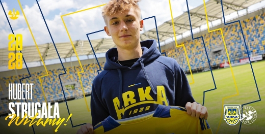 Hubert Strugała z profesjonalnym kontraktem