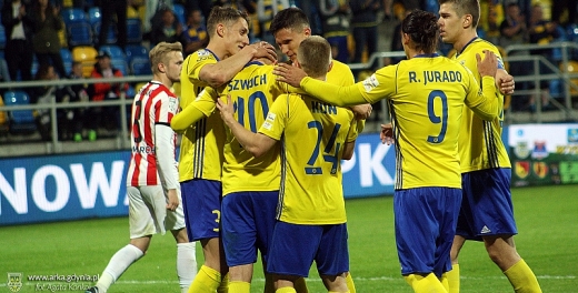 35. kolejka za nami.