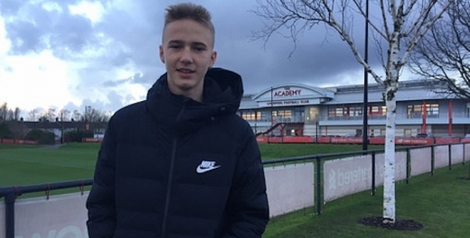 Oliwier Zych w Akademii Liverpool FC.