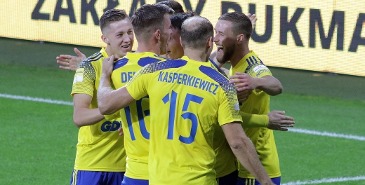 Statystyka meczu Arka Gdynia - Miedź Legnica