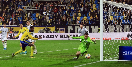 Statystyka meczu Arka Gdynia - Legia Warszawa