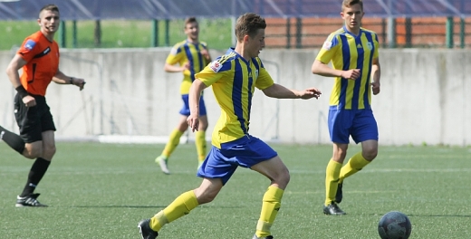Grali juniorzy. Zwycięstwo juniorów starszych na koniec sezonu.