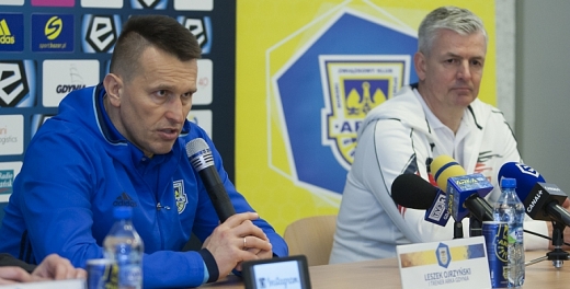 Trenerzy po meczu Arka - Piast.