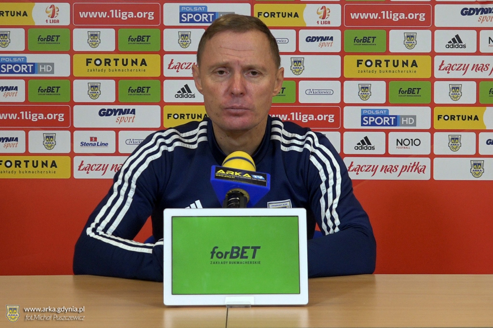 Trener Ireneusz Mamrot i Maciej Jankowski przed meczem z GKS Bełchatów-image