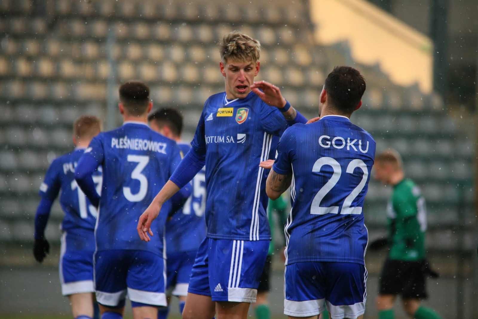 Centrum meczowe: Miedź Legnica - Arka Gdynia-image
