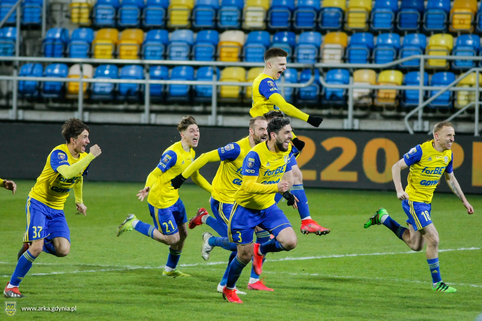 Centrum Finału Pucharu Polski: Raków Częstochowa - Arka Gdynia-image
