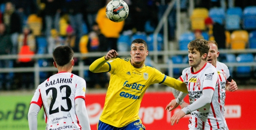 Centrum pomeczowe: Arka Gdynia - Apklan Resovia 4:0