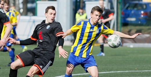 4 liga: Arka II bez punktów.