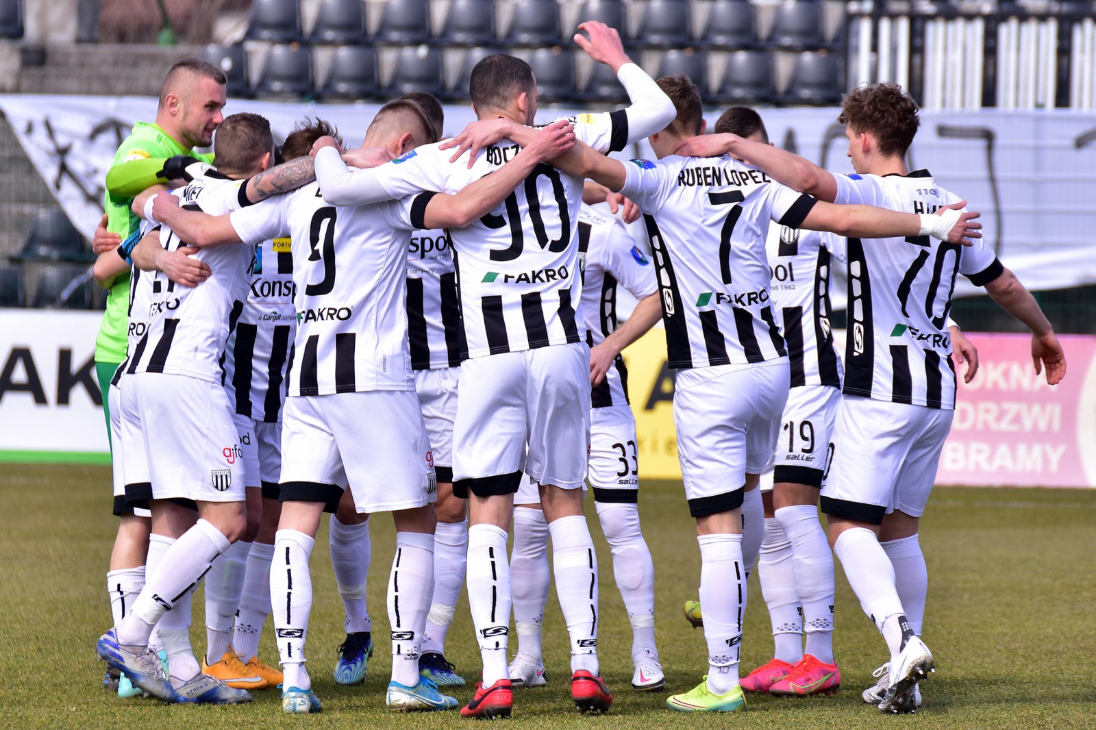 Centrum meczowe: Arka Gdynia - Sandecja Nowy Sącz-image