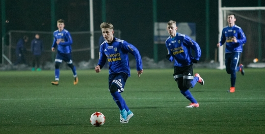 Sparing juniorów młodszych. Gratulacje dla trenera!