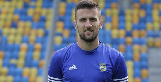 Filip Jazvić odchodzi z Arki.