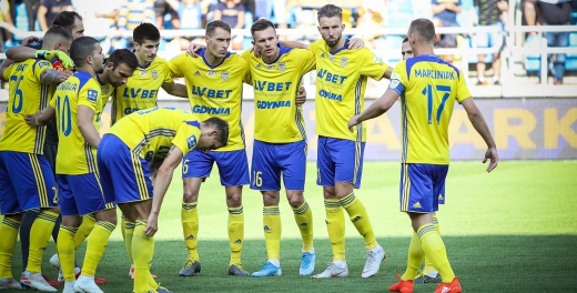 Piłkarze po meczu z Koroną Kielce