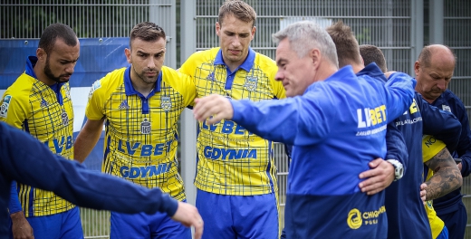 Dodatni bilans sparingów. Paur bez kontraktu