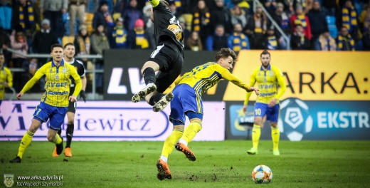 Arka - Korona 1:2. Urodzinowy falstart