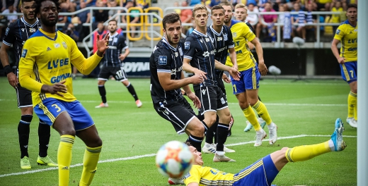 Statystyka meczu  Arka Gdynia - Lech Poznań