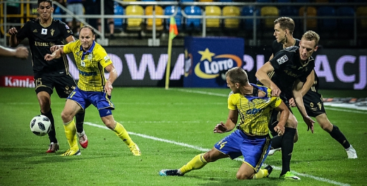 Arka Gdynia - Górnik Zabrze 1:1. Pierwszy gol w sezonie i remis z Górnikiem