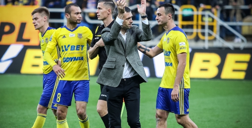 Statystyka meczu Arka Gdynia - Lechia Gdańsk