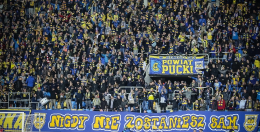 Kibice Razem przez kolejne 3 lata. Gdynia przyzna dotację