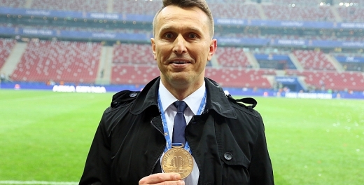 Ostatnie godziny aukcji! Licytuj złoty medal trenera Ojrzyńskiego!